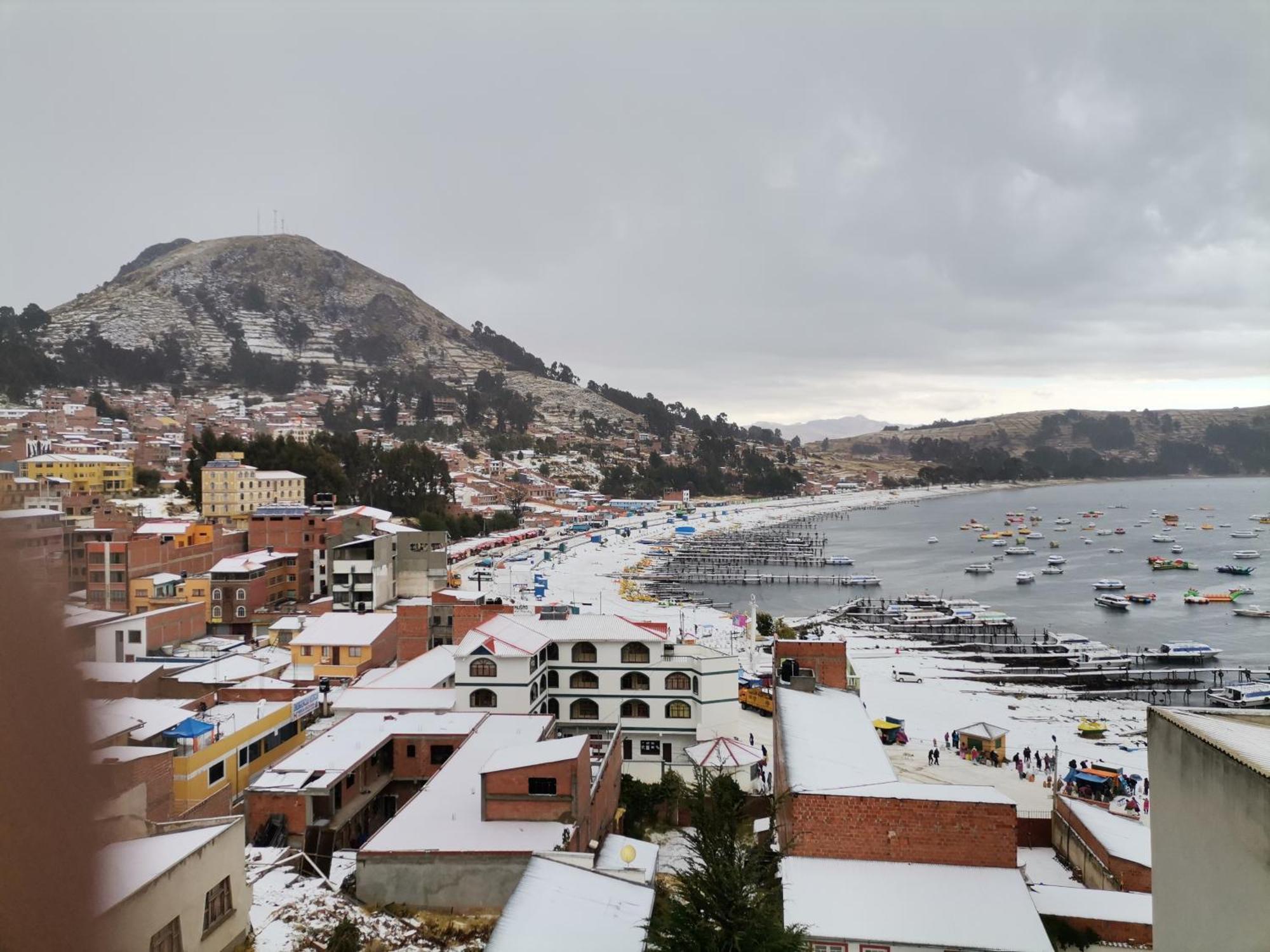 Estrella Del Lago Copacabana  Eksteriør billede